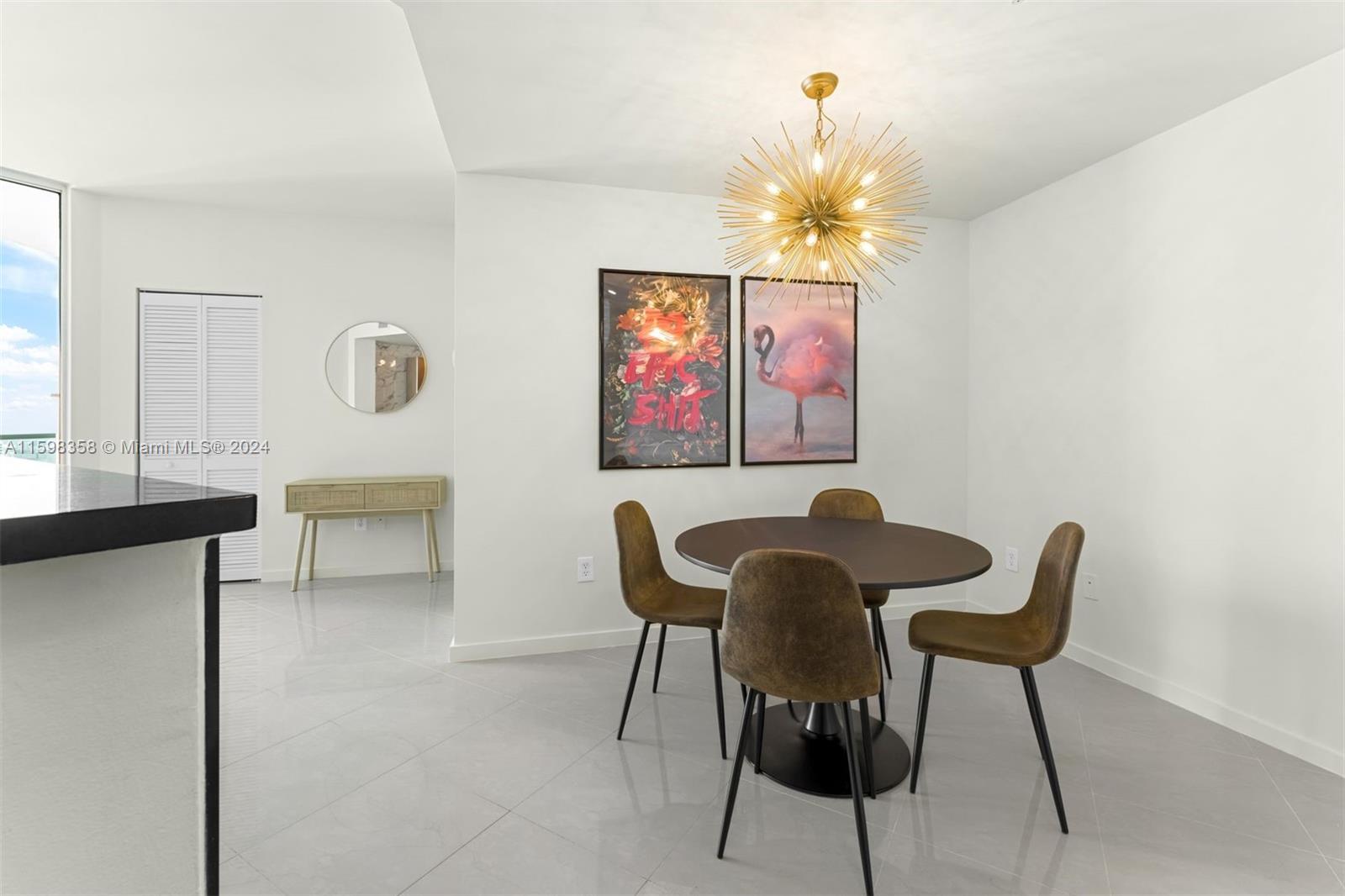 300 S Biscayne Blvd # 3407 Unit: T-3407