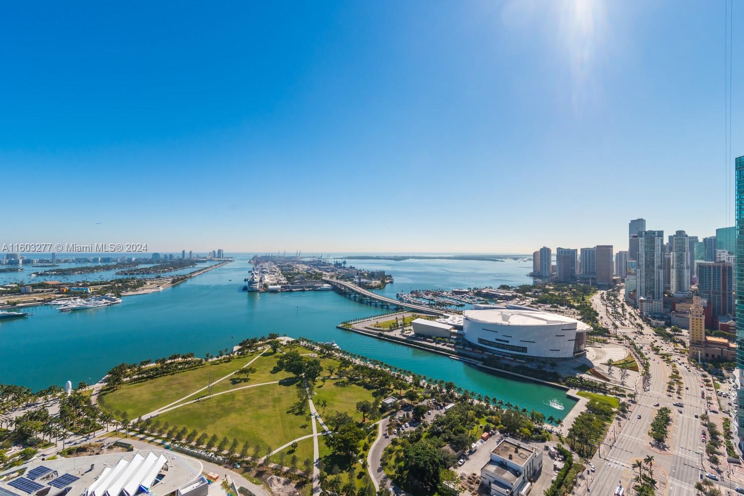 1100 Biscayne Blvd # 4303