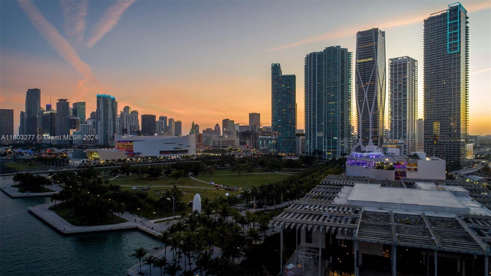 1100 Biscayne Blvd # 4303