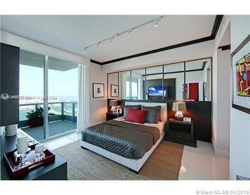 900 Biscayne Blvd # 3904