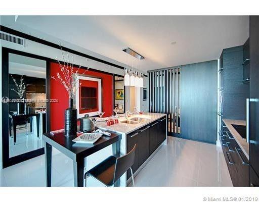 900 Biscayne Blvd # 3904