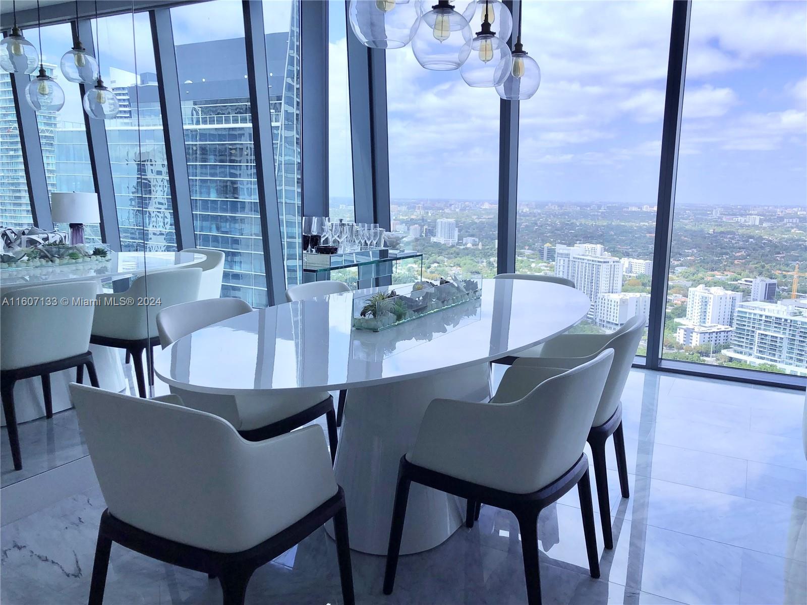1451 Brickell Ave # 4003