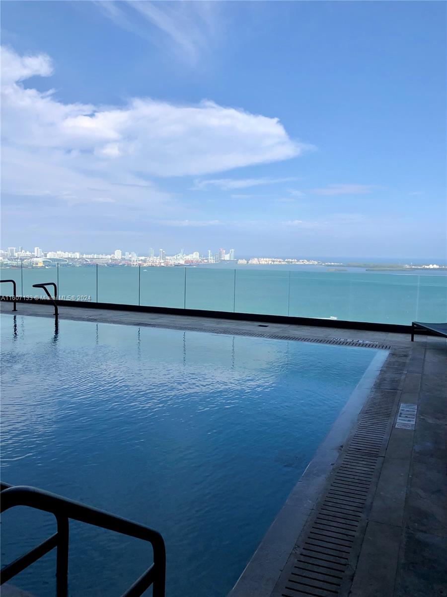 1451 Brickell Ave # 4003