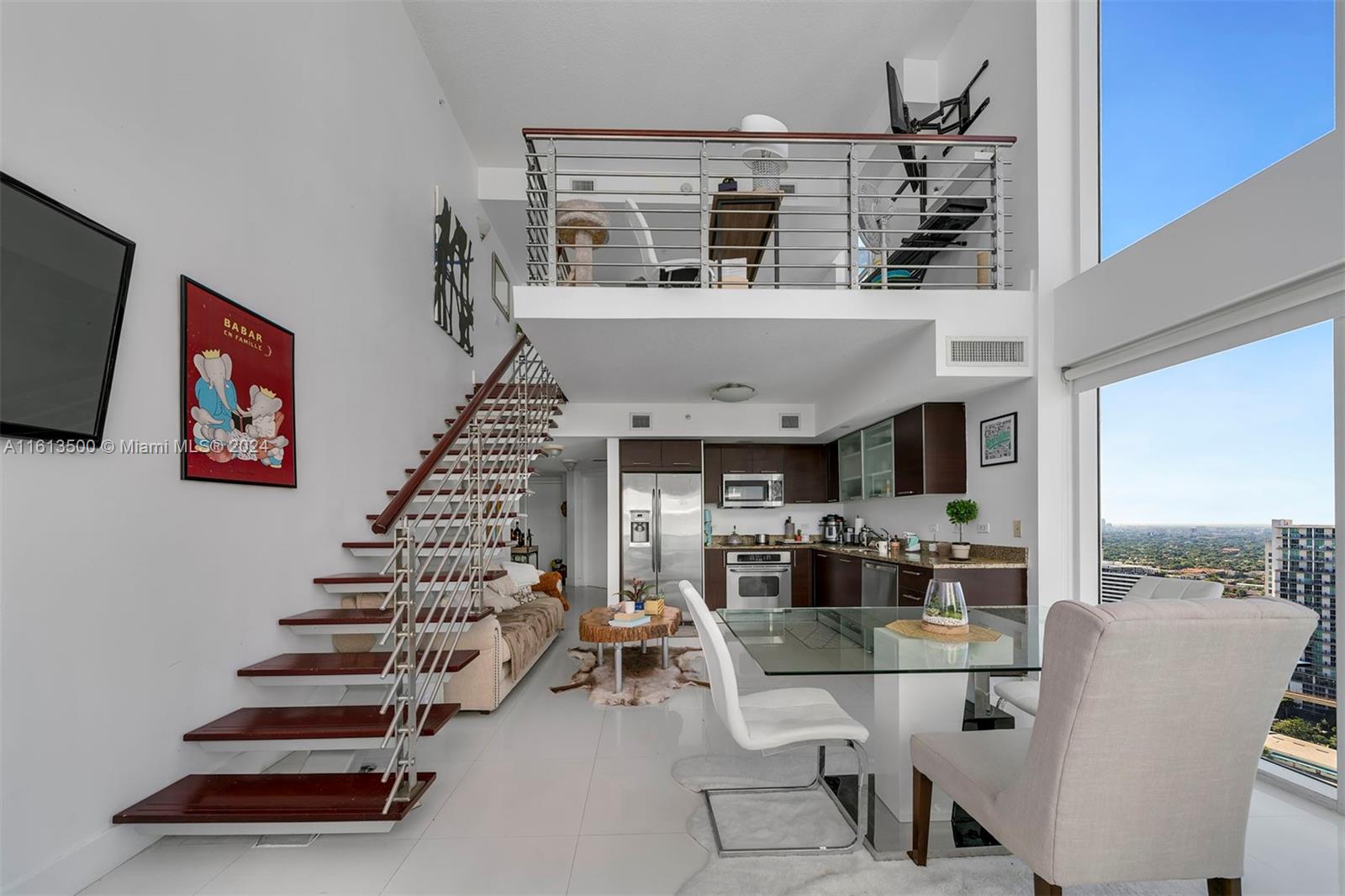 41 SE 5th St # 2117