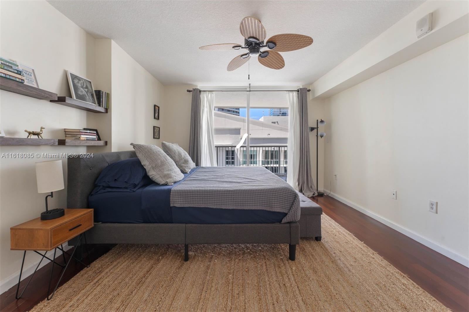 1200 Brickell Bay Dr # 2707