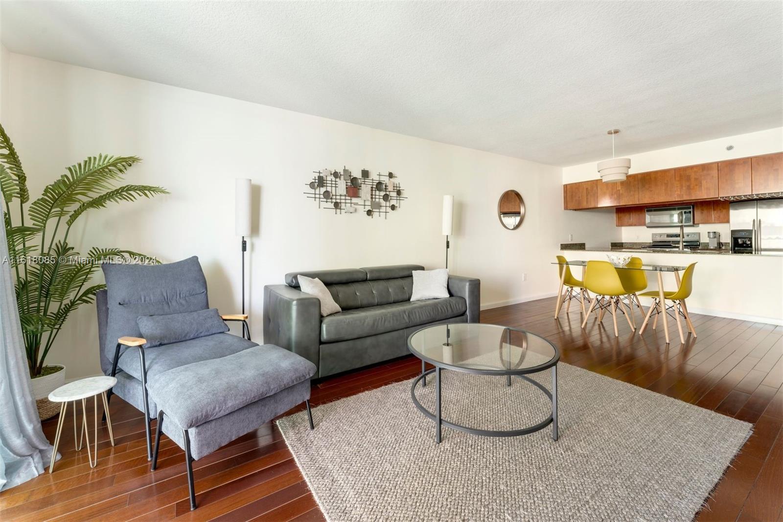1200 Brickell Bay Dr # 2707