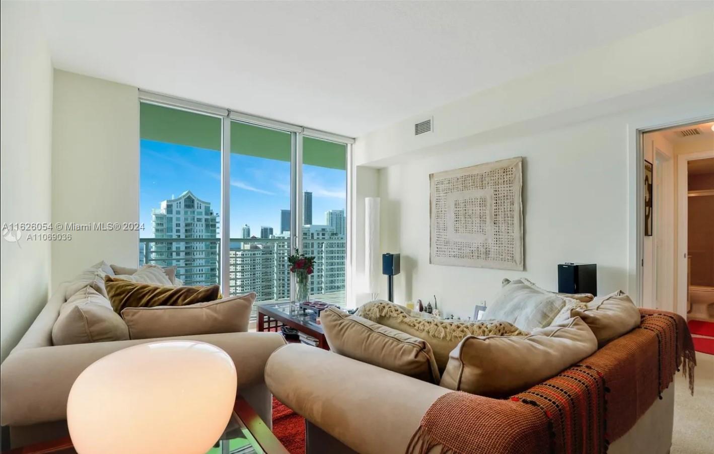 335 S Biscayne Blvd # 4107