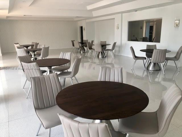 6450 Collins Ave # 1508
