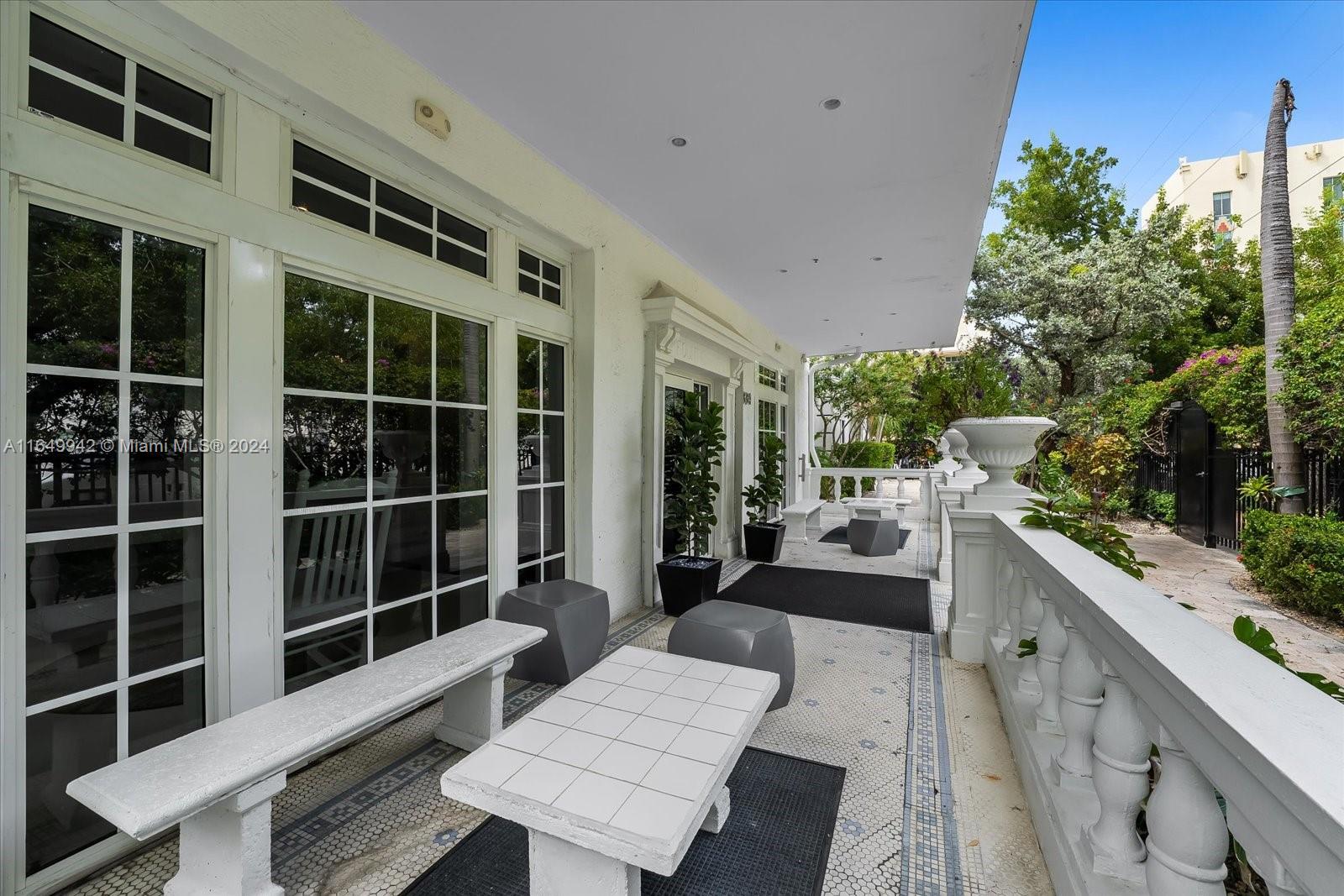 334 Euclid Ave # 304