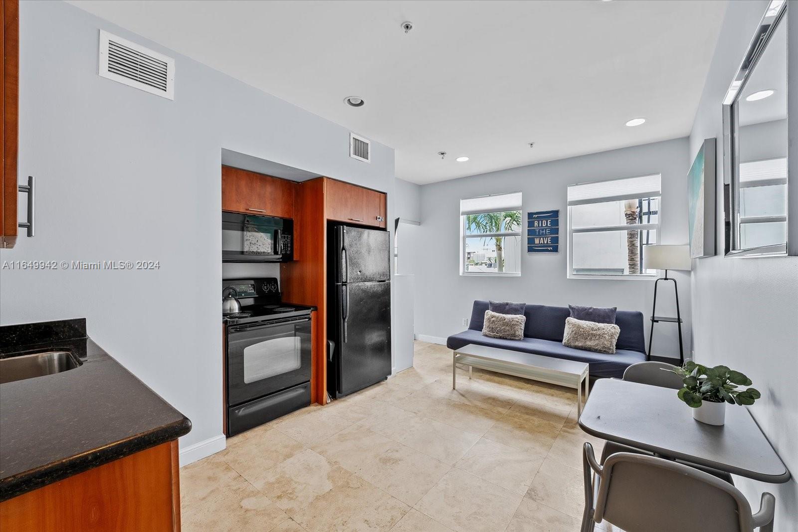 334 Euclid Ave # 304