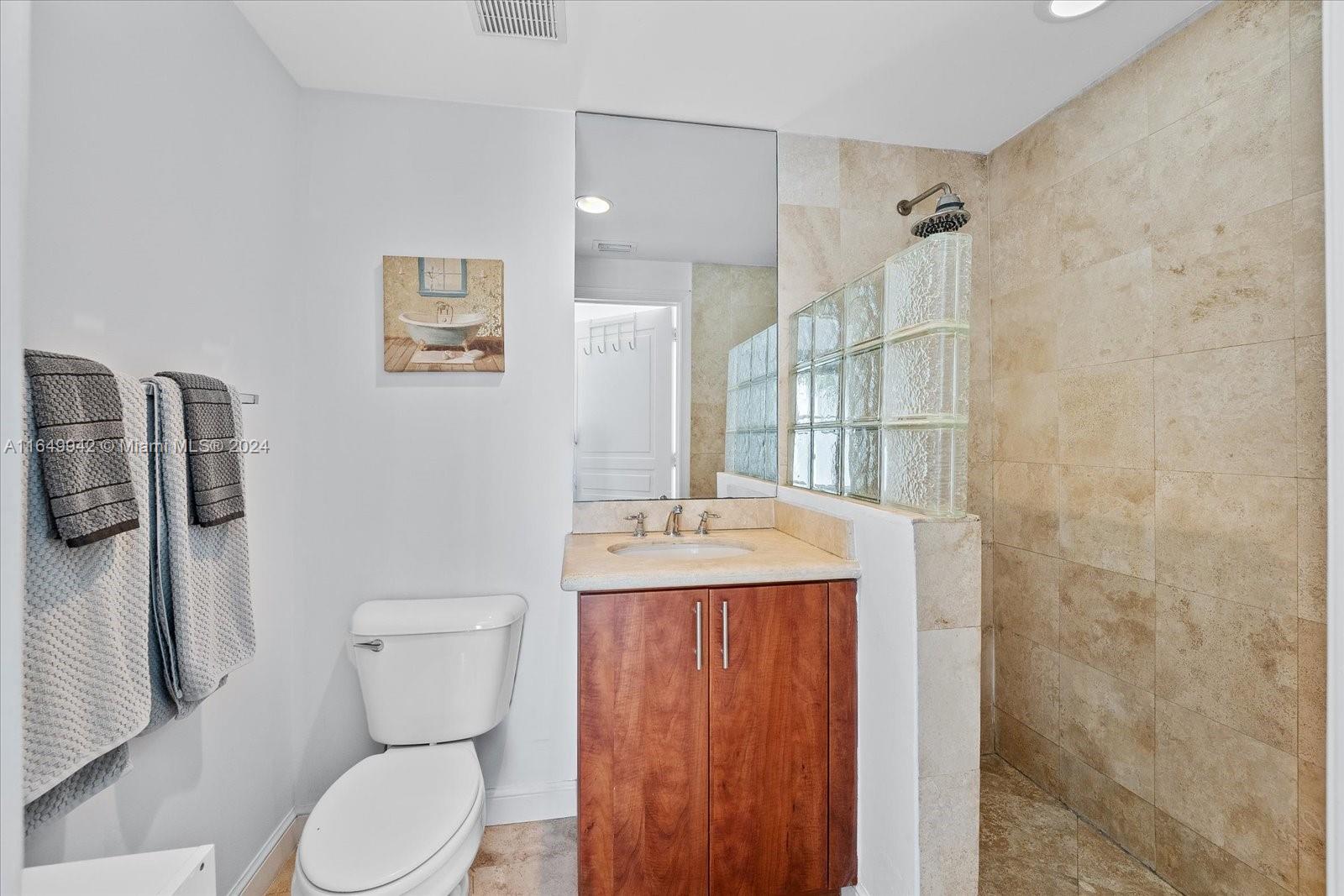 334 Euclid Ave # 304