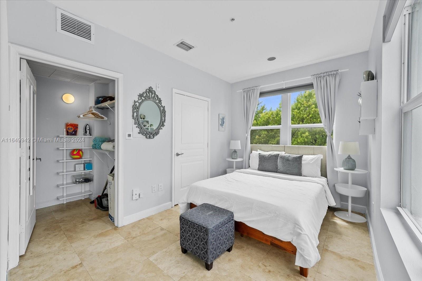 334 Euclid Ave # 304