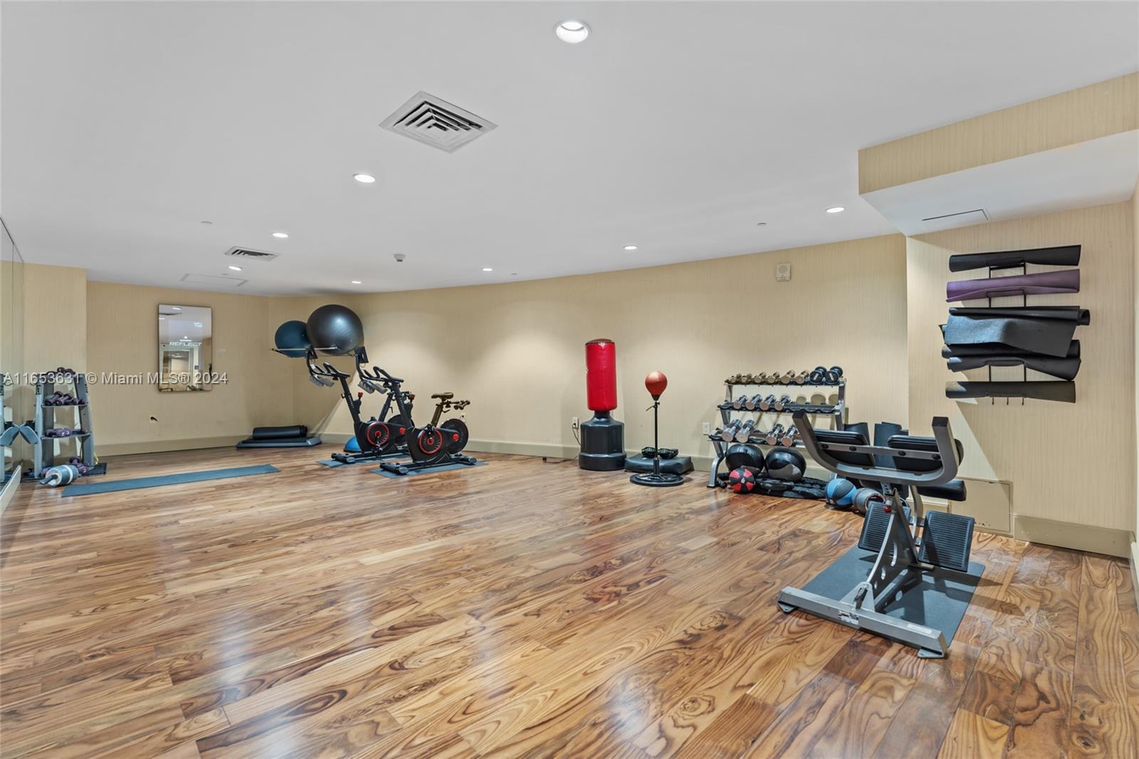 50 Biscayne Blvd # 4411