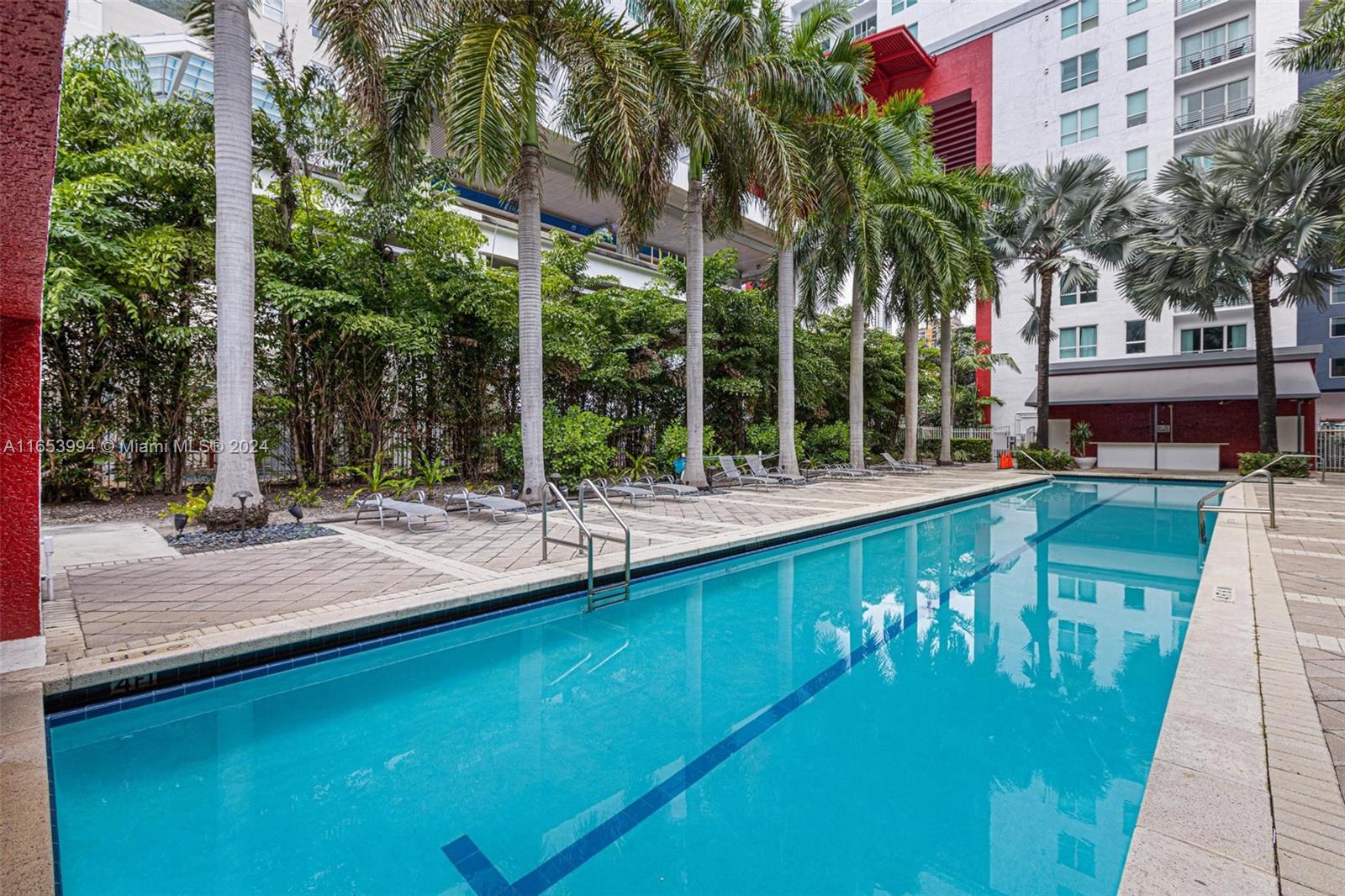 133 NE 2nd Ave # 2101