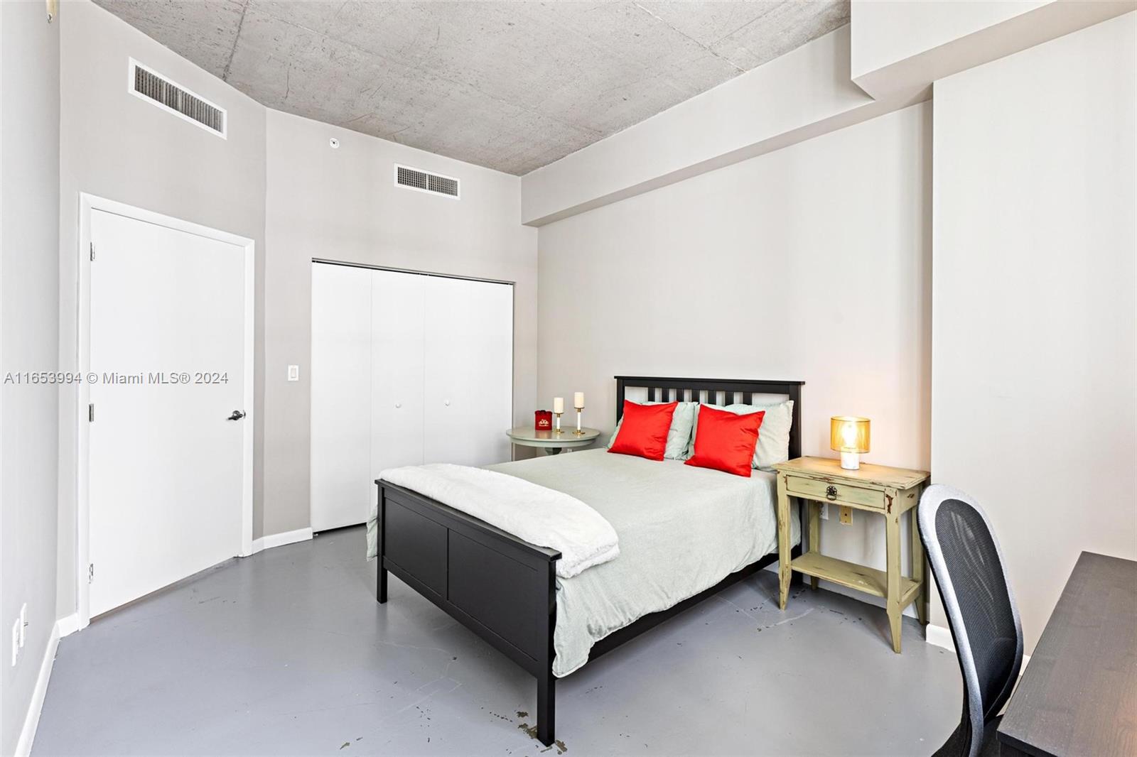 133 NE 2nd Ave # 2101