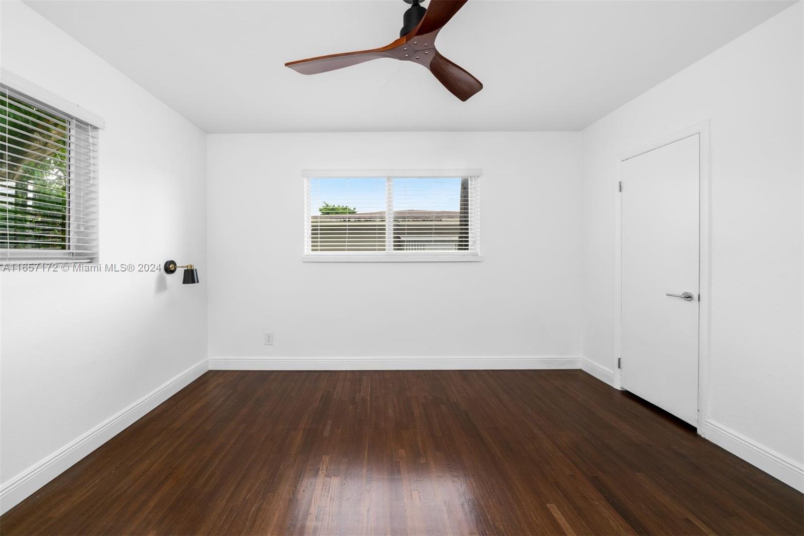 125 NE 128th St
