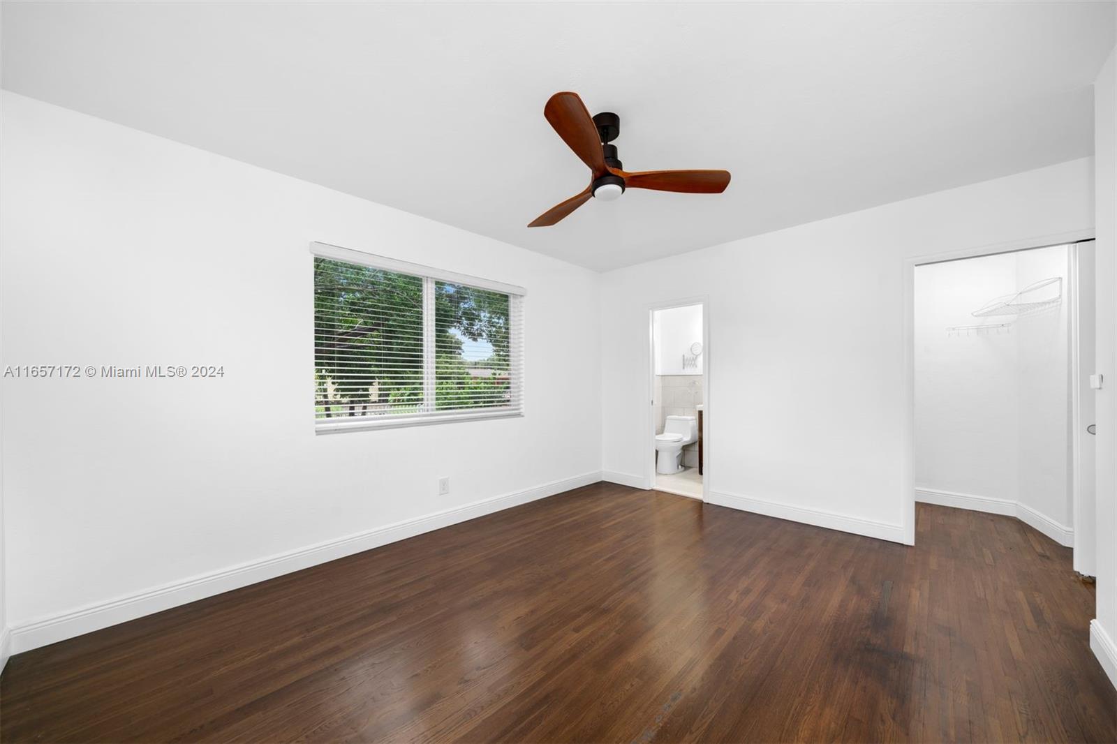 125 NE 128th St