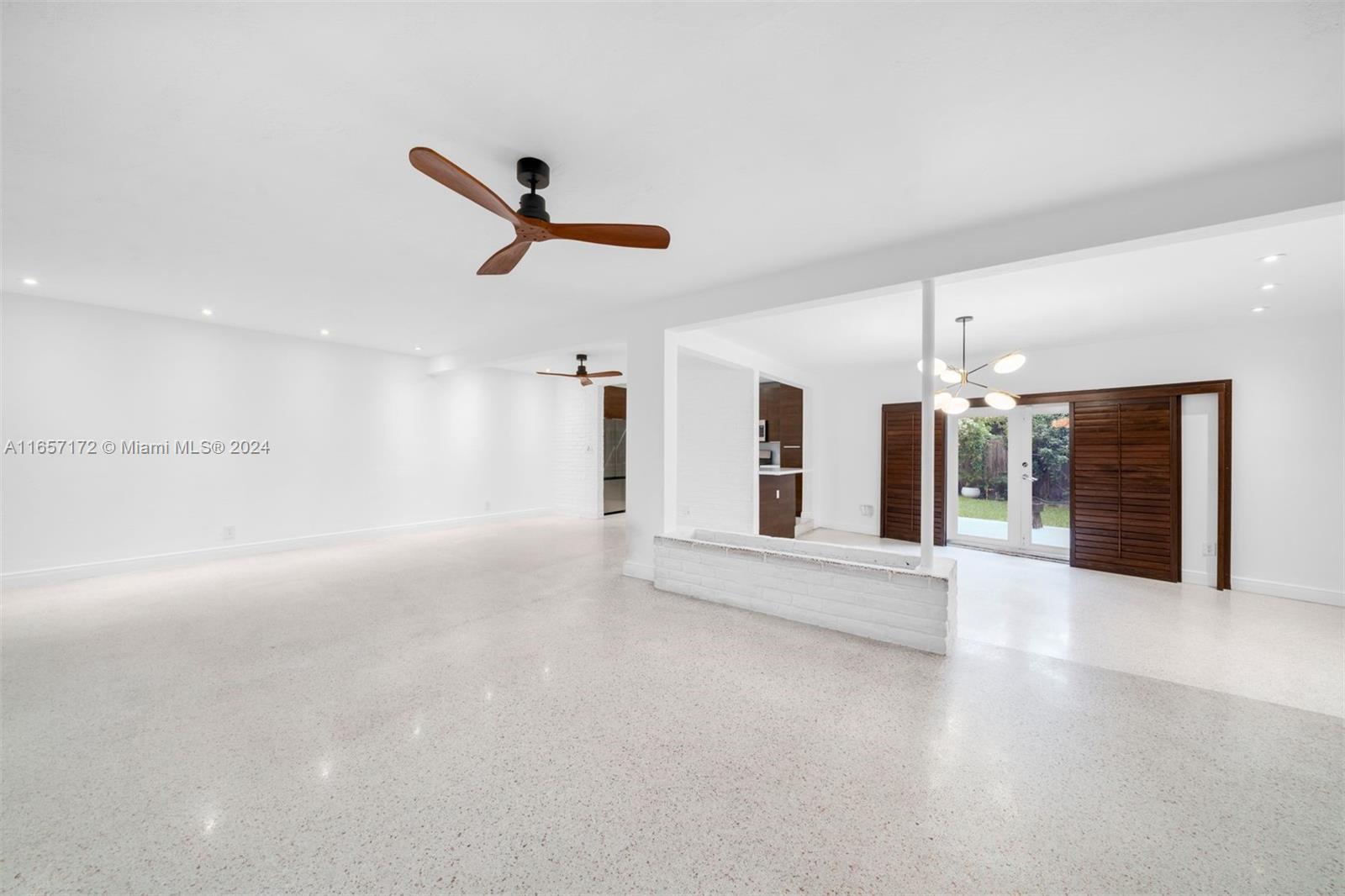 125 NE 128th St
