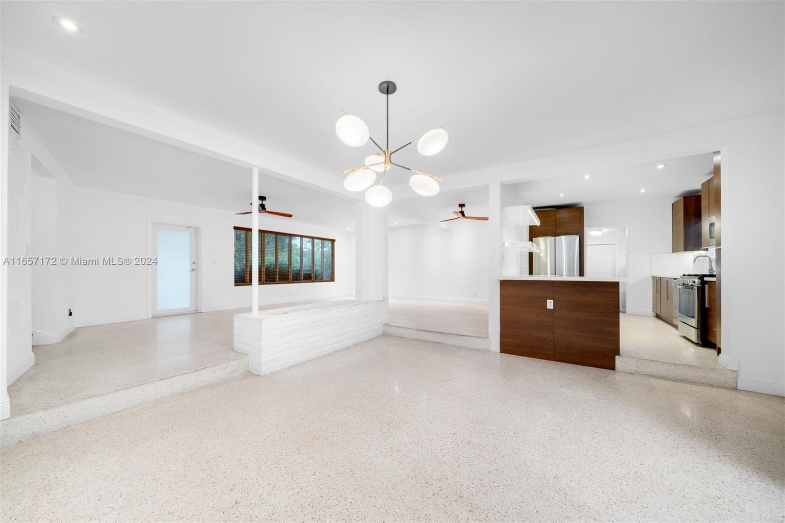 125 NE 128th St