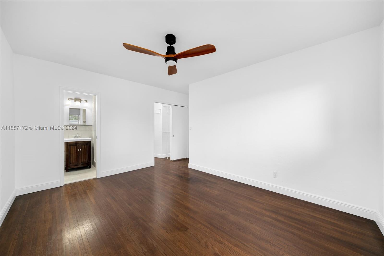 125 NE 128th St