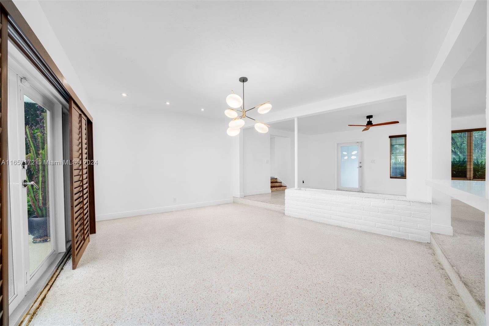 125 NE 128th St
