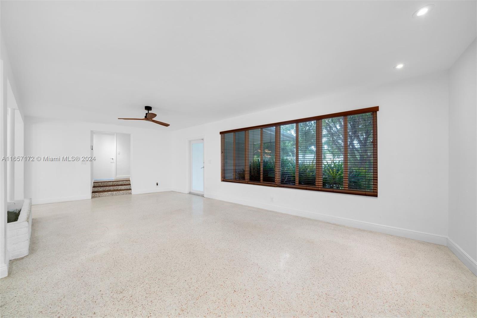 125 NE 128th St