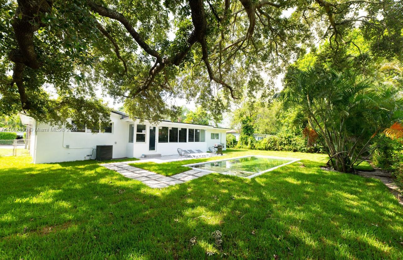 45 NW 103rd St