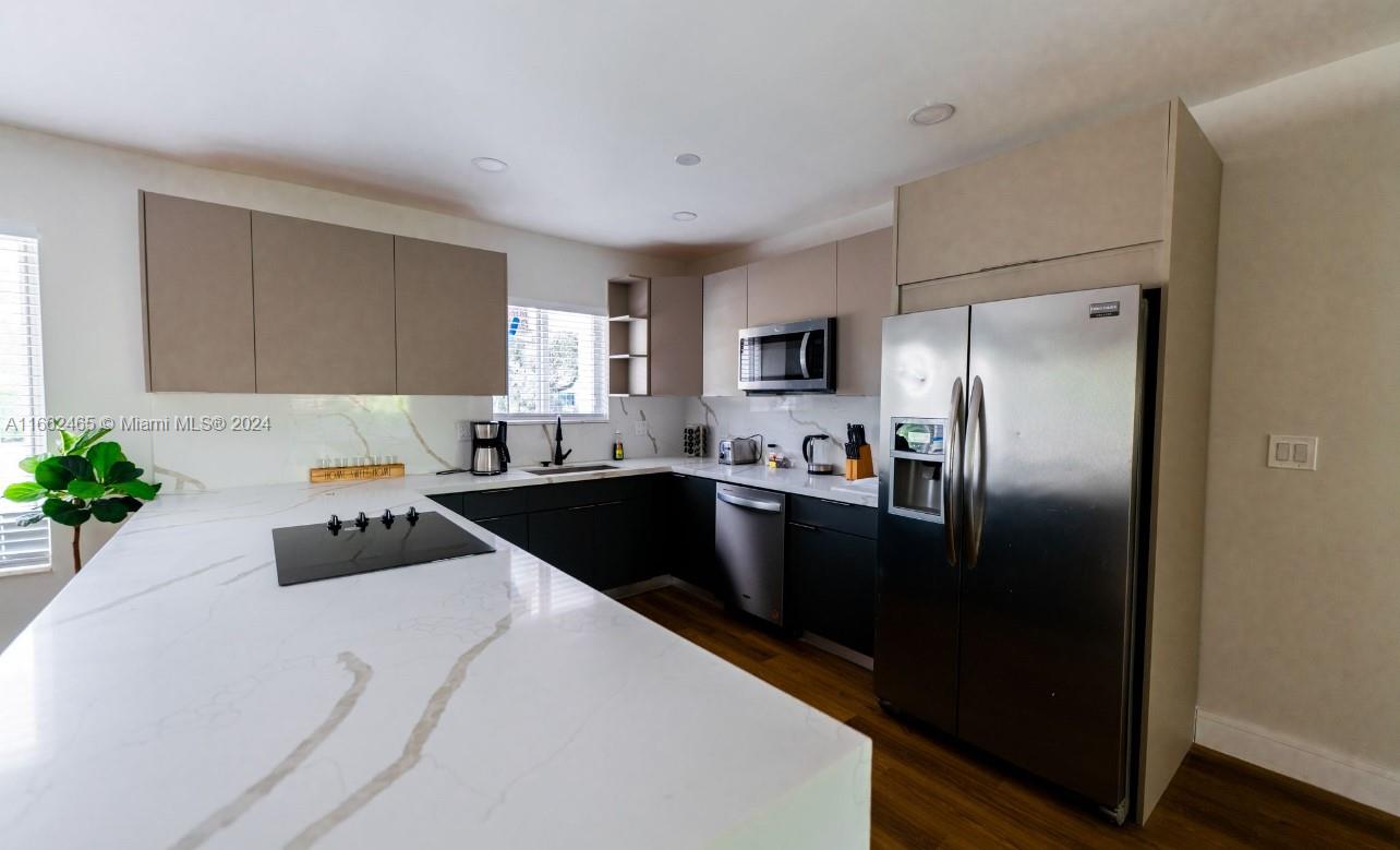45 NW 103rd St