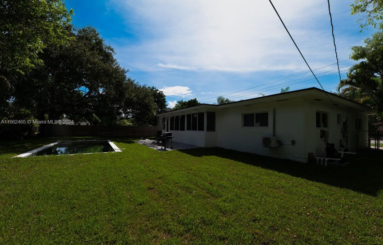 45 NW 103rd St
