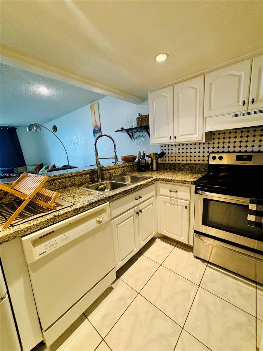 540 Brickell Key Dr # 1001