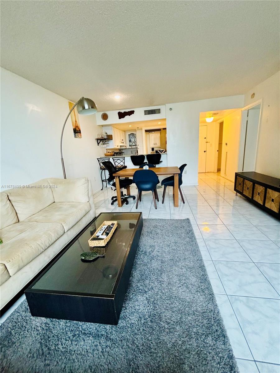 540 Brickell Key Dr # 1001