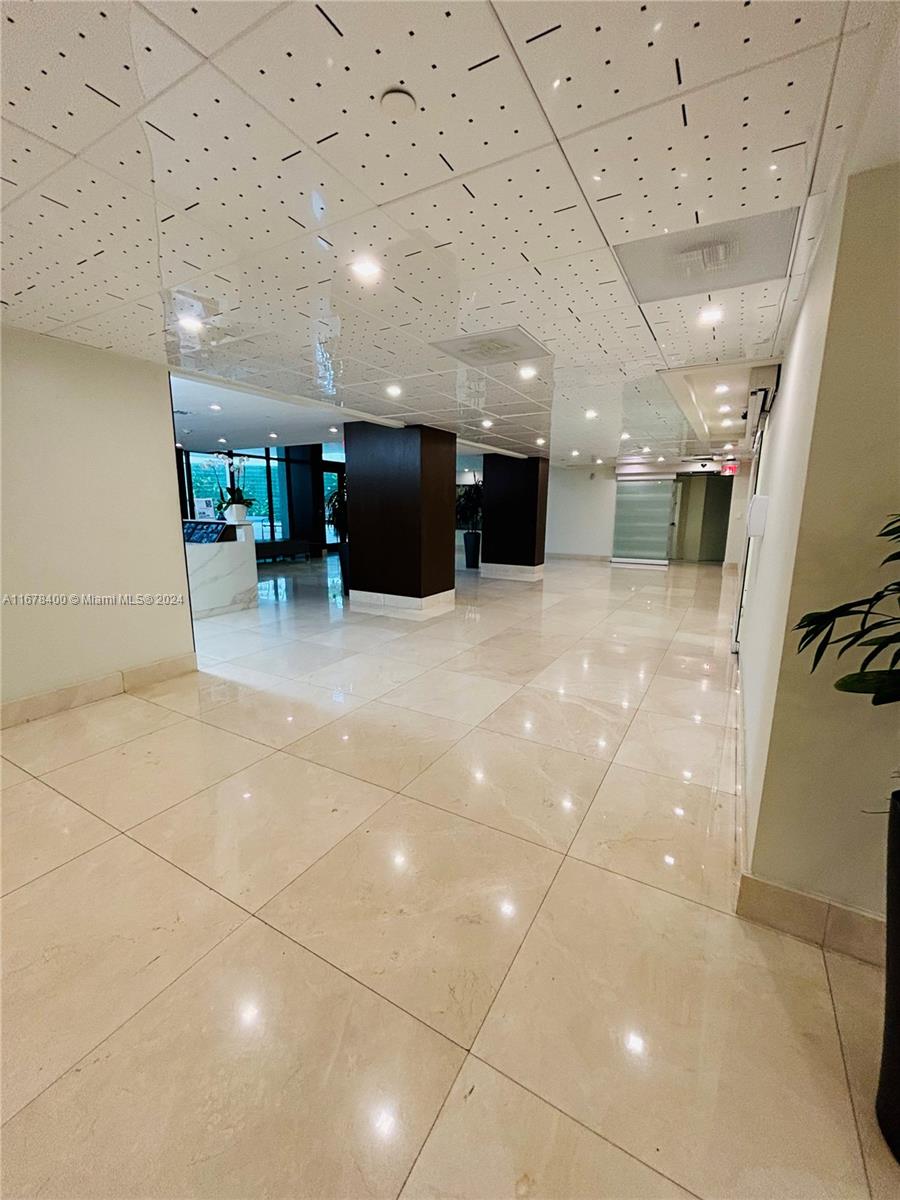 540 Brickell Key Dr # 1001