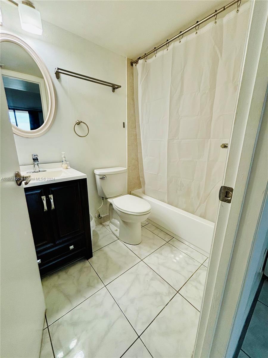 540 Brickell Key Dr # 1001