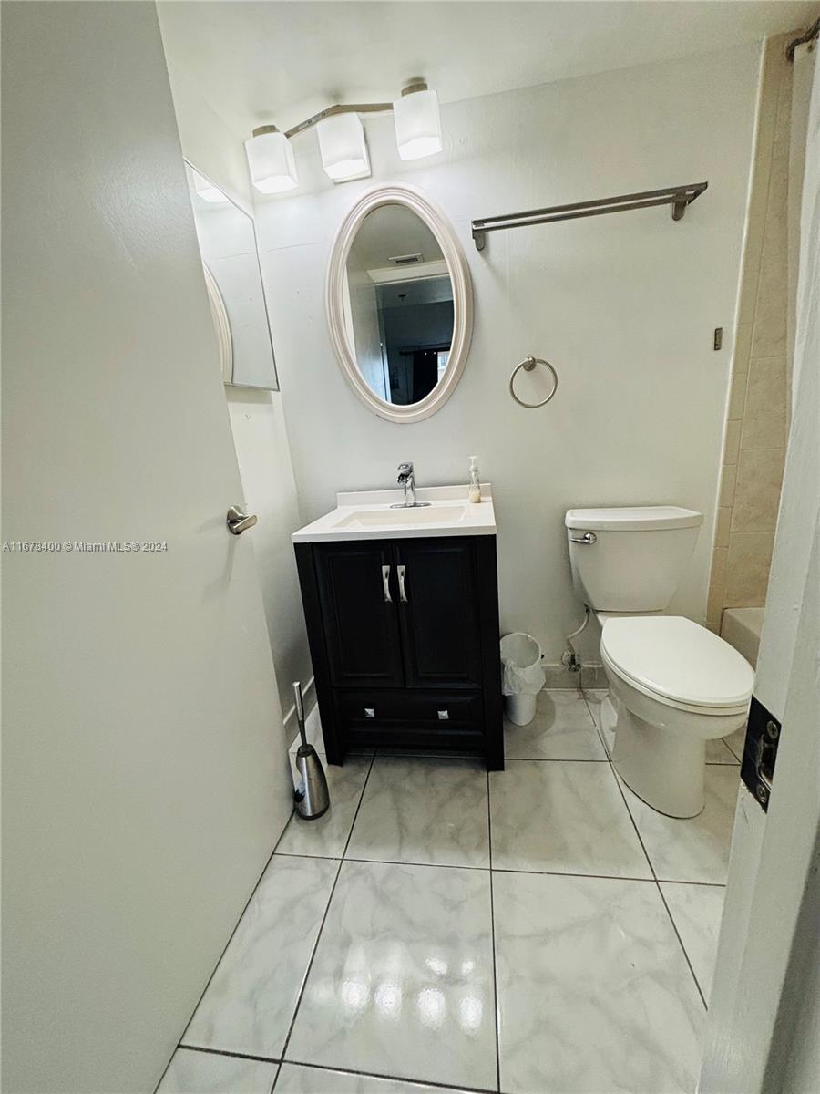 540 Brickell Key Dr # 1001