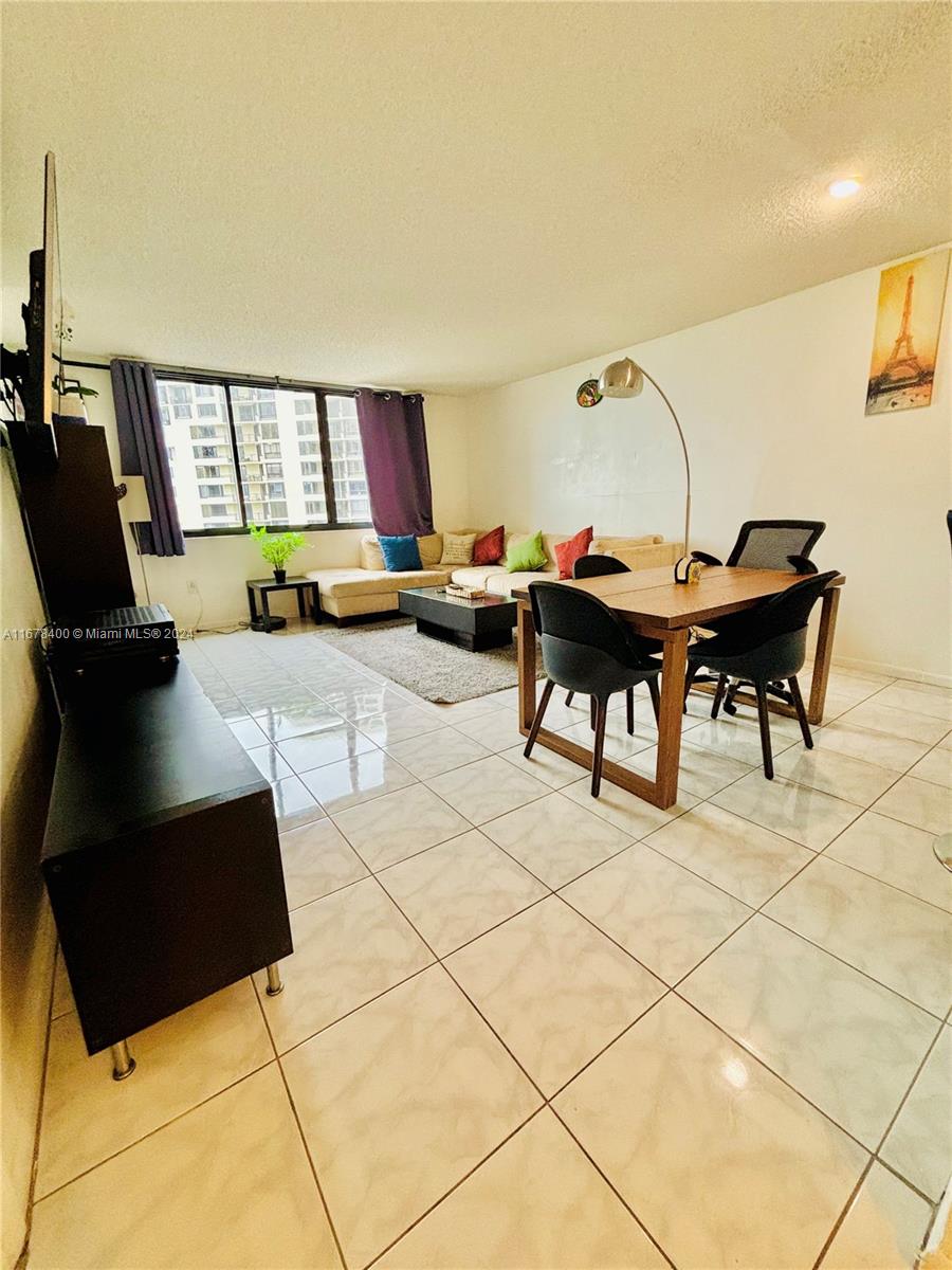 540 Brickell Key Dr # 1001
