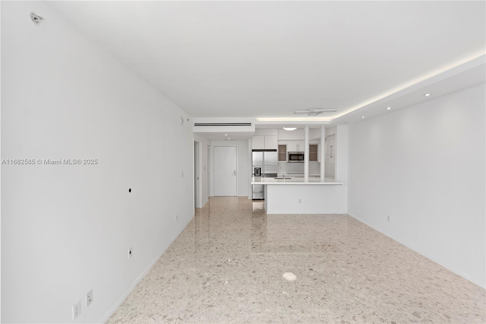 325 S Biscayne Blvd # 4218