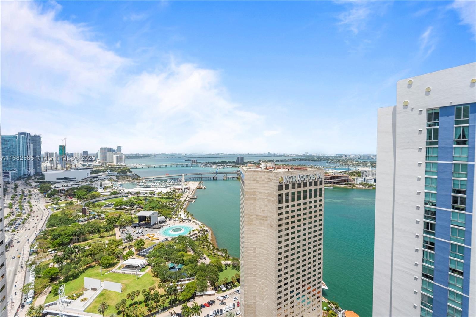 325 S Biscayne Blvd # 4218