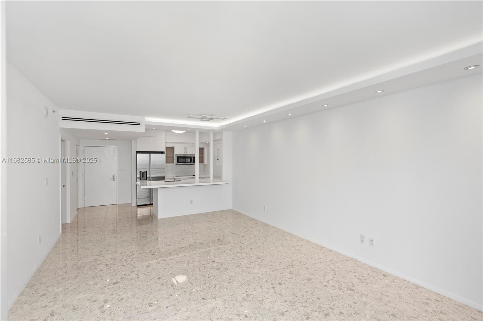 325 S Biscayne Blvd # 4218