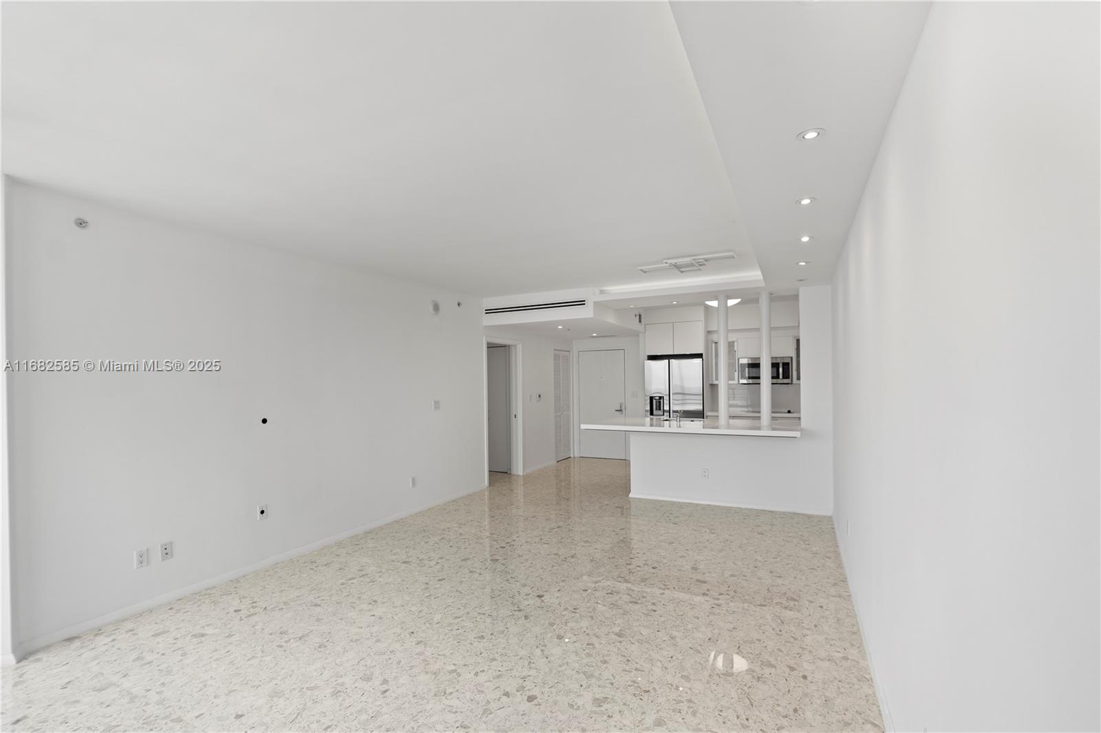 325 S Biscayne Blvd # 4218