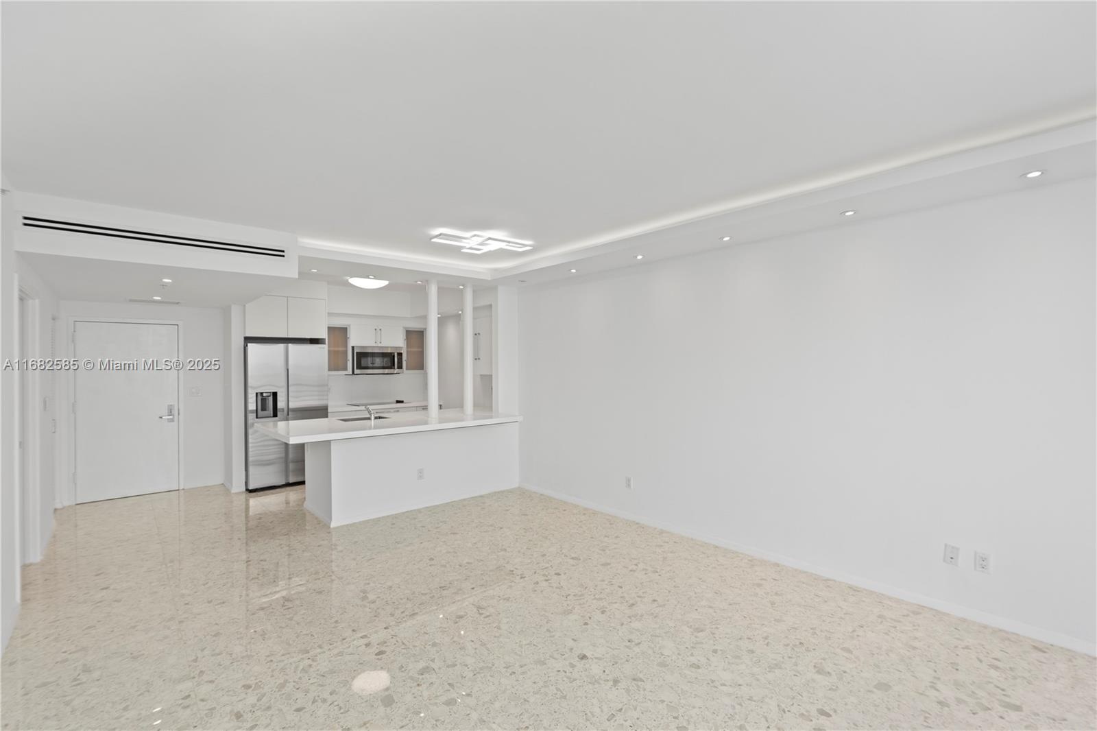 325 S Biscayne Blvd # 4218
