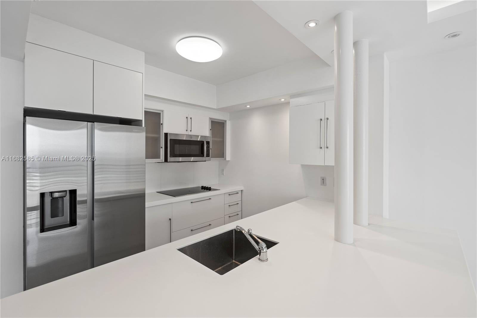 325 S Biscayne Blvd # 4218