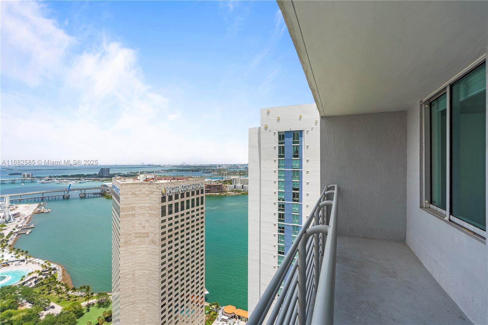 325 S Biscayne Blvd # 4218