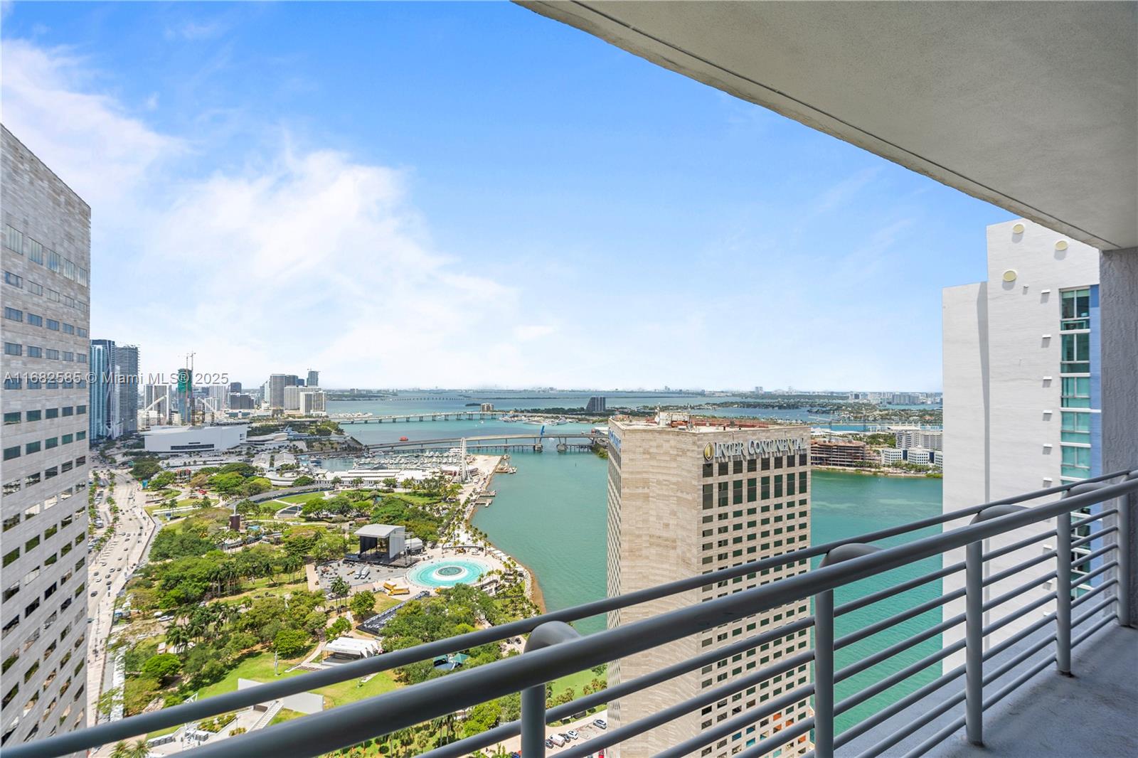 325 S Biscayne Blvd # 4218