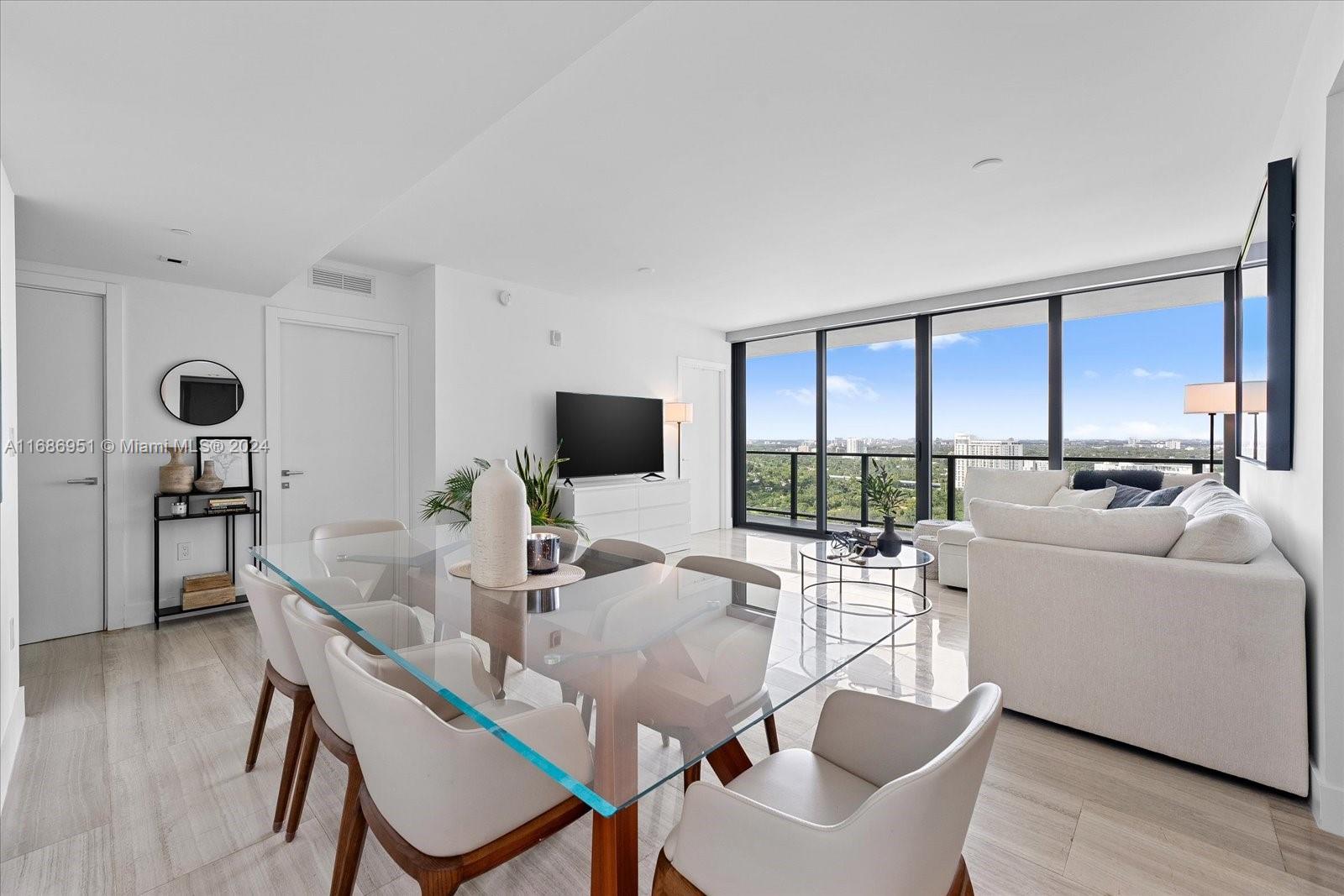 1451 Brickell Ave # 2205