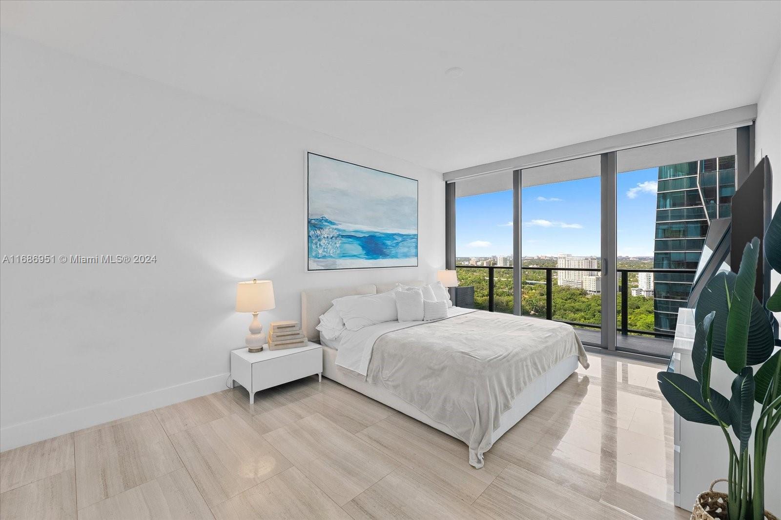 1451 Brickell Ave # 2205