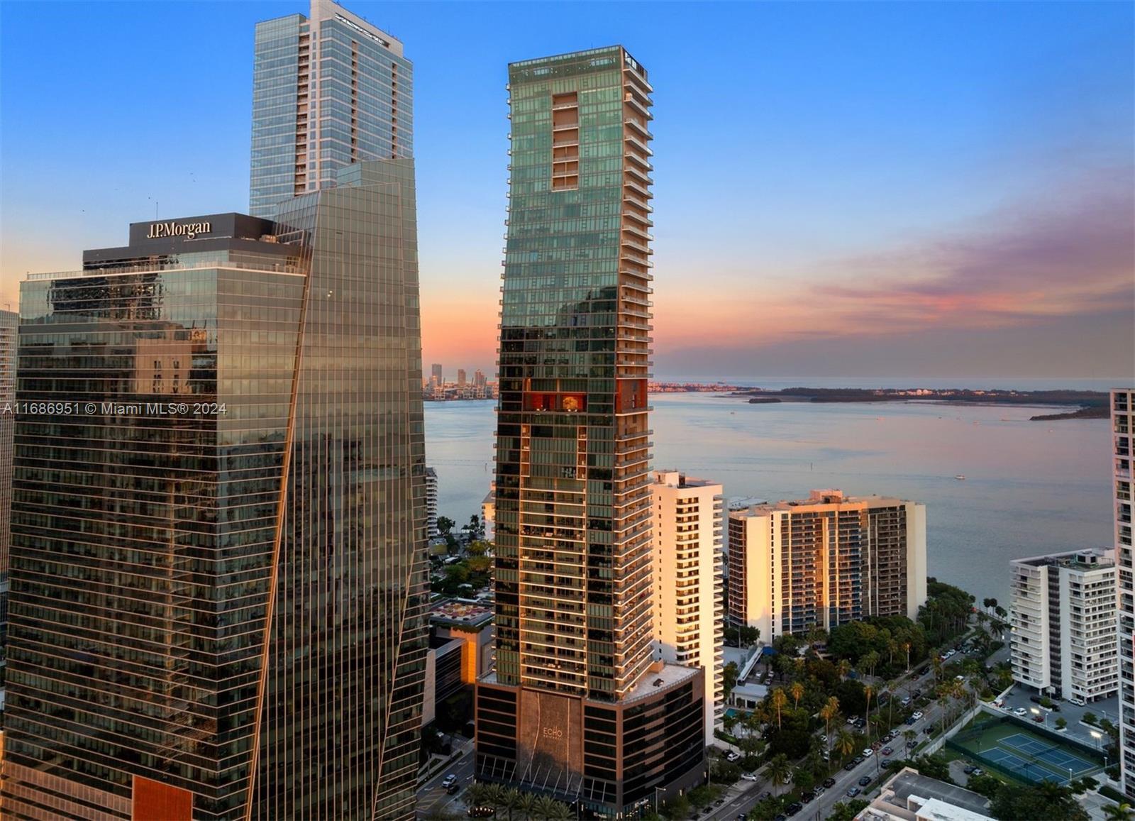 1451 Brickell Ave # 2205