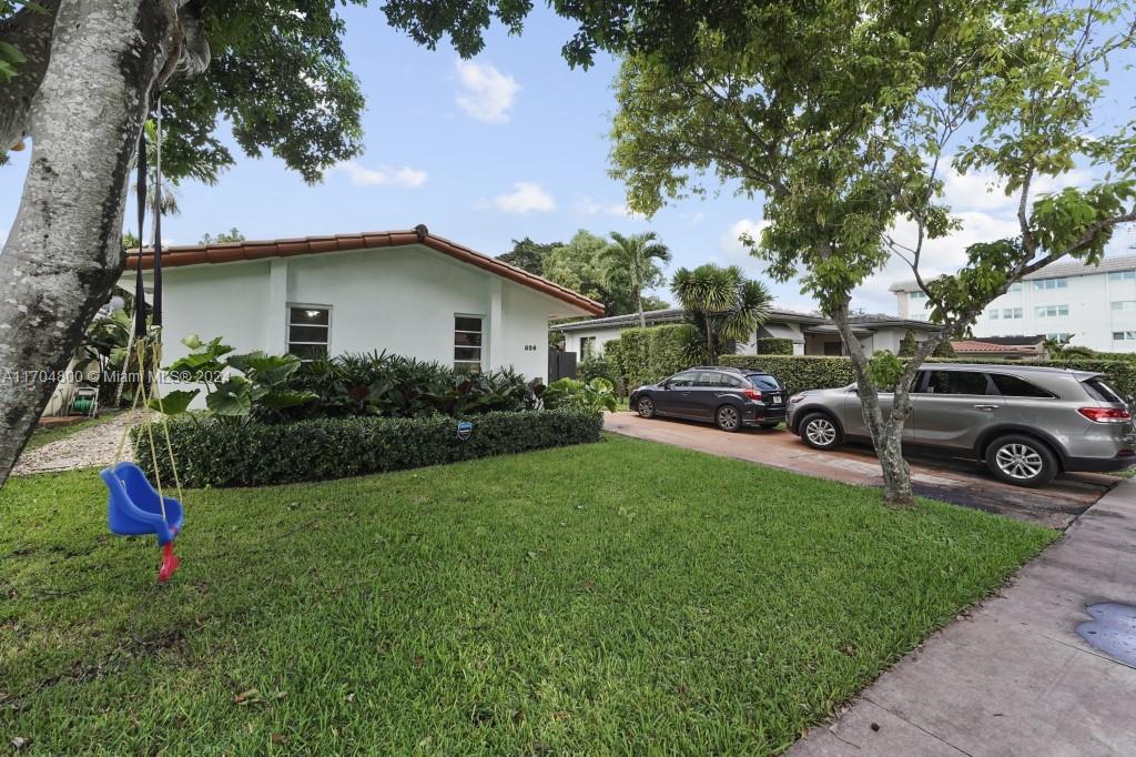 826 Capri St # 0