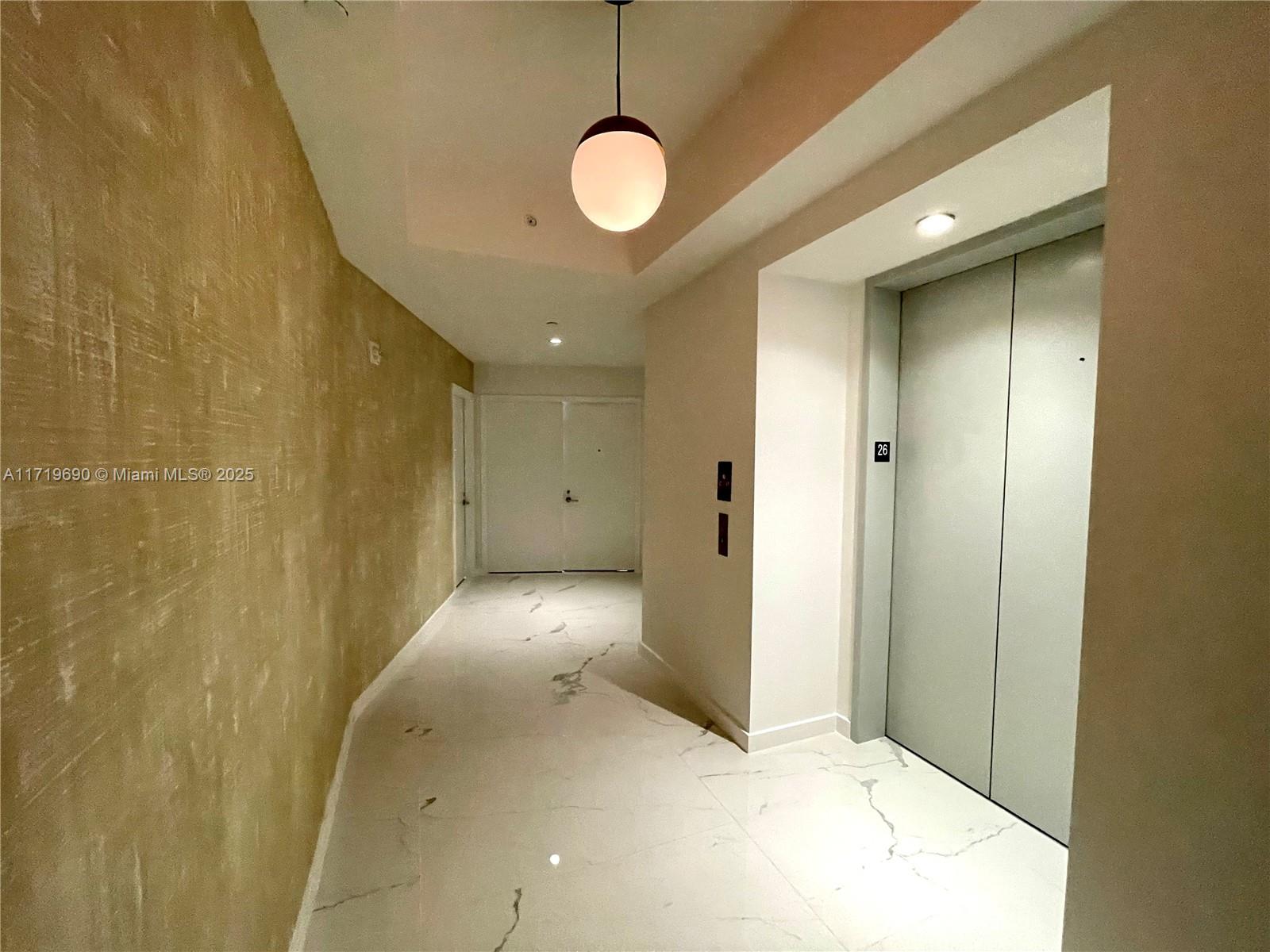 851 NE 1st Ave # 2611