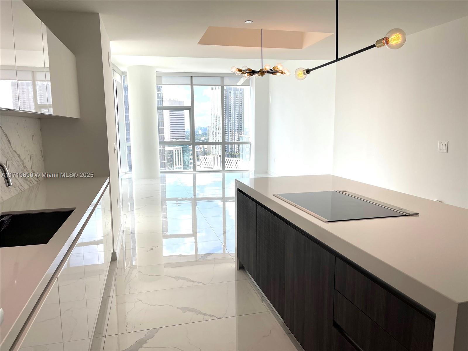 851 NE 1st Ave # 2611