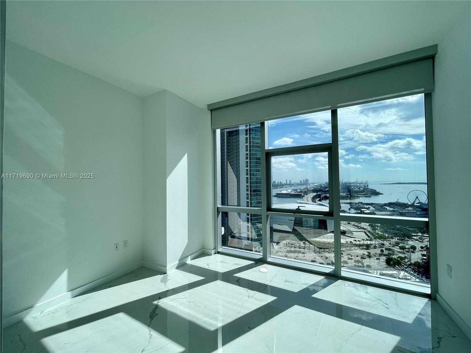 851 NE 1st Ave # 2611